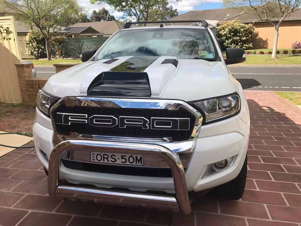 Ford Ranger Front Grill 2015 new with LED light